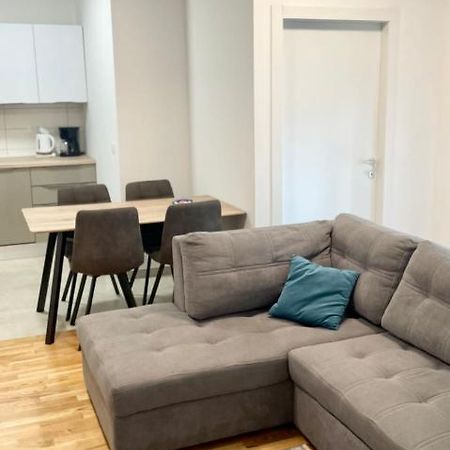 Apartment Diana Zara Parking Free Εξωτερικό φωτογραφία