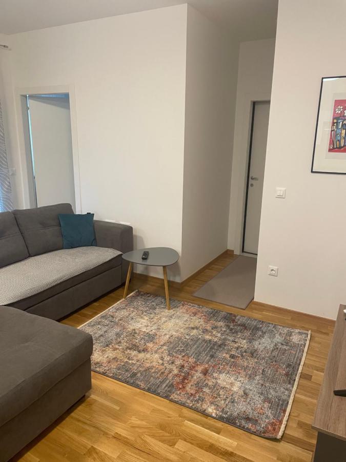 Apartment Diana Zara Parking Free Εξωτερικό φωτογραφία