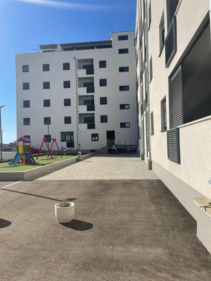 Apartment Diana Zara Parking Free Εξωτερικό φωτογραφία