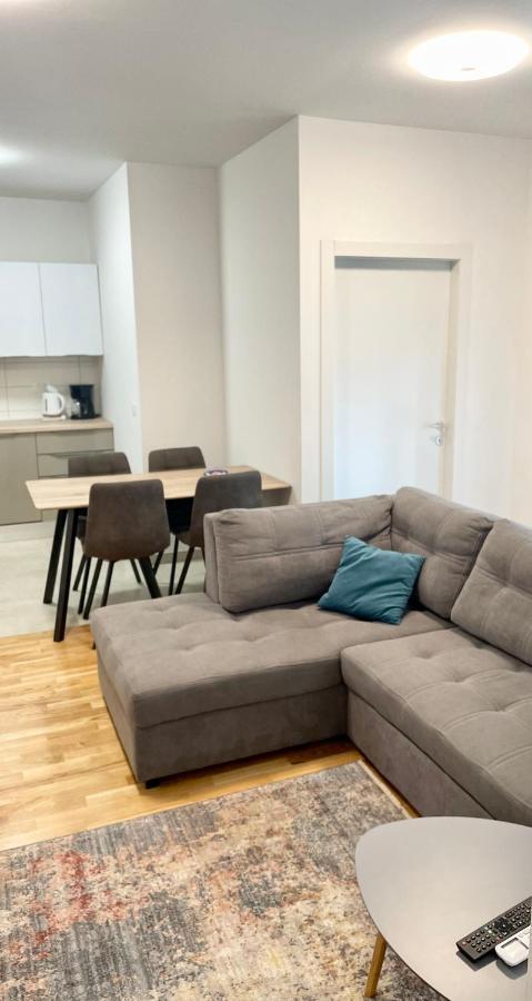 Apartment Diana Zara Parking Free Εξωτερικό φωτογραφία