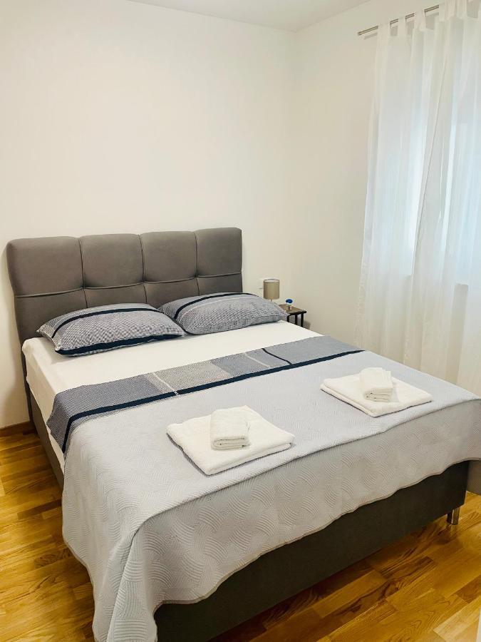 Apartment Diana Zara Parking Free Εξωτερικό φωτογραφία