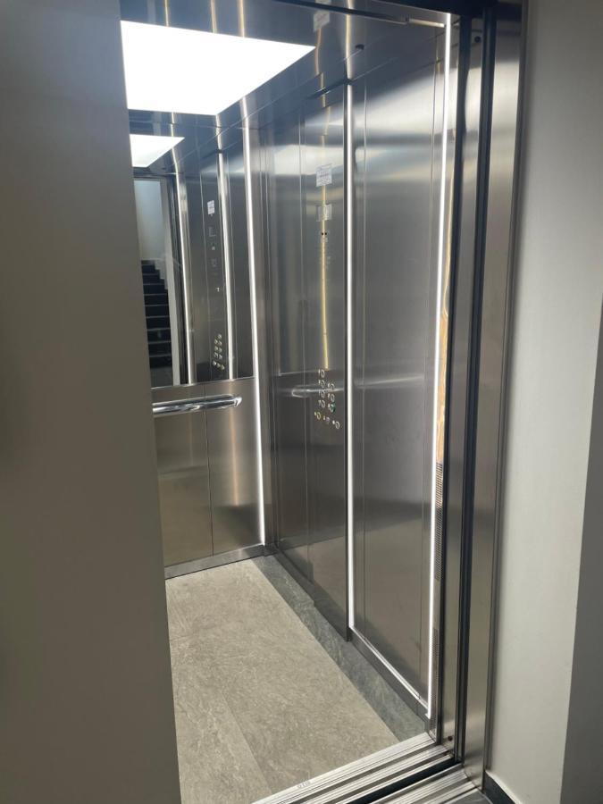 Apartment Diana Zara Parking Free Εξωτερικό φωτογραφία